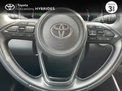 Photo 12 Toyota Yaris  116h Design 5p MC24