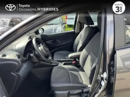 Photo 14 Toyota Yaris  116h Design 5p MC24