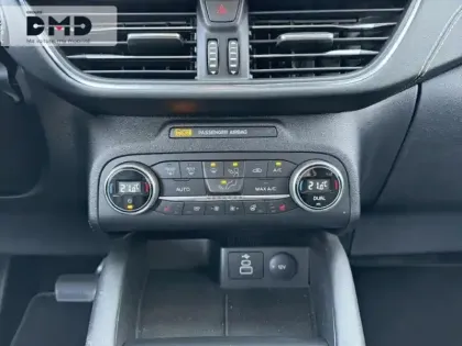 Photo 9 Ford Kuga Gén. III Ph1 Vignale 5