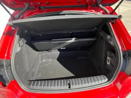 Photo 9 BMW Serie 1 Gén. III (F40) Ph1 Business Design 5