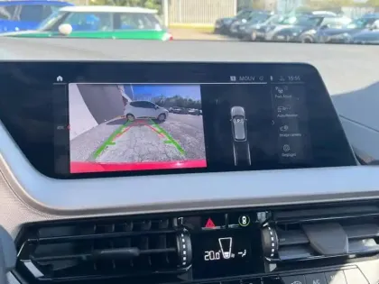 Photo 14 BMW Serie 1 Gén. III (F40) Ph1 Business Design 5