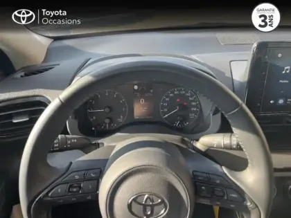 Photo 12 Toyota Yaris Gén. IV Ph1 NG Dynamic Business 5