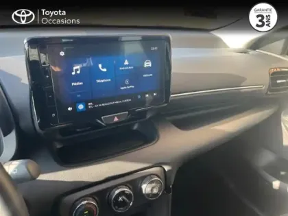 Photo 14 Toyota Yaris Gén. IV Ph1 NG Dynamic Business 5