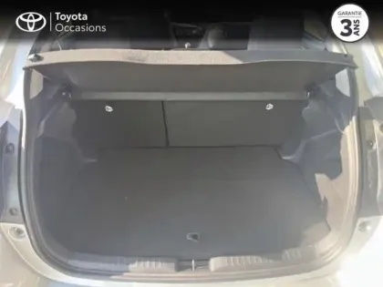 Photo 9 Toyota Yaris Gén. IV Ph1 NG Dynamic Business 5