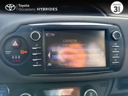 Photo 14 Toyota Yaris  100h France Business 5p MY19