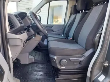 Photo 11 Volkswagen Crafter  Fg 35 L3H3 2.0 TDI 177ch Business Line Plus Traction BVA8