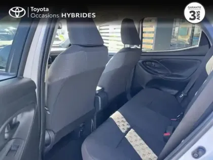 Photo 11 Toyota Yaris  116h Design 5p MY22