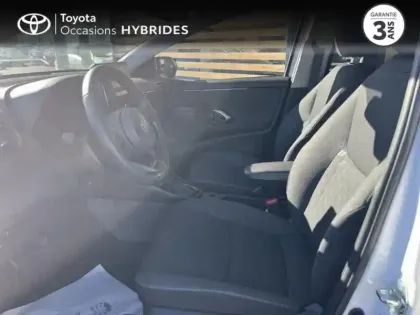 Photo 10 Toyota Yaris  116h Design 5p MY22