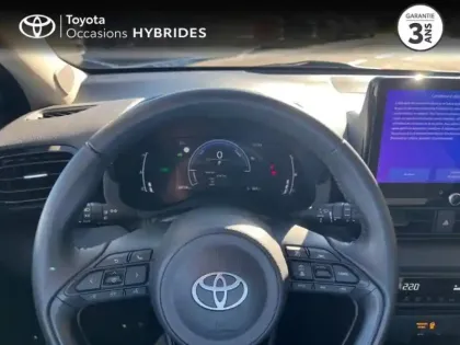 Photo 12 Toyota Yaris  116h Design 5p MY22