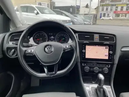 Photo 15 Volkswagen Golf  1.5 TSI EVO 150ch Carat DSG7 5p