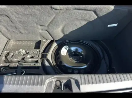 Photo 12 Renault Clio  1.6 E-Tech 145ch full hybrid Techno - 24