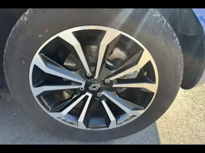 Photo 13 Renault Clio  1.6 E-Tech 145ch full hybrid Techno - 24