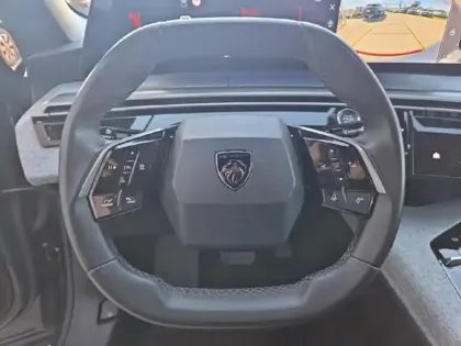 Photo 12 Peugeot 3008  1.2 Hybrid 136ch Allure e-DCS6