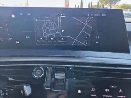 Photo 13 Peugeot 3008  1.2 Hybrid 136ch Allure e-DCS6