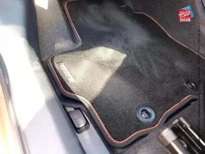 Photo 11 Toyota Aygo  X 116h Graphic