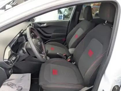 Photo 15 Ford Fiesta Gén. V Ph2 ST-Line X 5