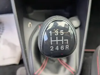 Photo 12 Ford Fiesta Gén. V Ph2 ST-Line X 5