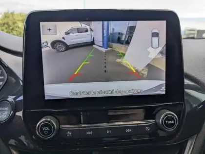 Photo 8 Ford Fiesta Gén. V Ph2 ST-Line X 5