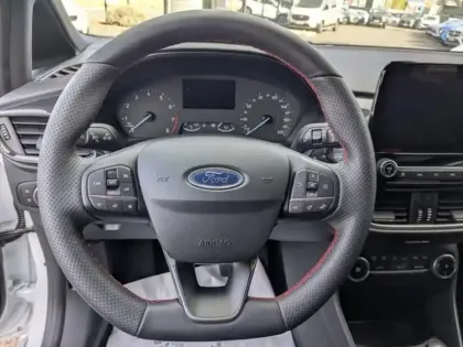 Photo 5 Ford Fiesta Gén. V Ph2 ST-Line X 5