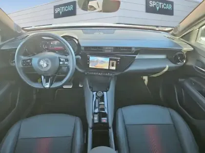 Photo 8 Alfa Romeo Junior  1.2 Ibrida 136ch DCT6