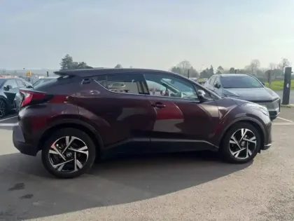 Photo 6 Toyota C-HR  1.8 Hybride 122ch Design E-CVT