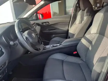 Photo 14 Toyota C-HR  1.8 Hybride 122ch Design E-CVT