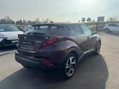 Photo 7 Toyota C-HR  1.8 Hybride 122ch Design E-CVT