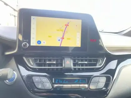 Photo 15 Toyota C-HR  1.8 Hybride 122ch Design E-CVT