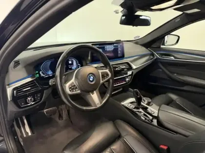 Photo 5 BMW Serie 5 Série 5 545eA xDrive 394ch M Sport Steptronic