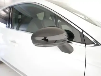 Photo 10 Renault Clio  1.6 E-Tech hybride 145ch Techno