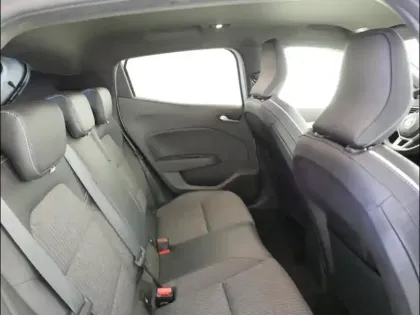 Photo 9 Renault Clio  1.6 E-Tech hybride 145ch Techno