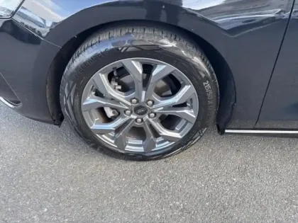 Photo 8 Ford Focus Gén. IV Ph2 ST-Line X 5