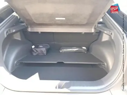 Photo 13 Toyota C-HR + 224ch 77kWh Design Grande Autonomie