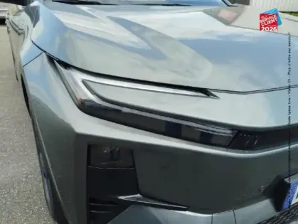 Photo 12 Toyota C-HR + 224ch 77kWh Design Grande Autonomie