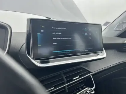 Photo 21 Peugeot 2008  Electrique 136 ch