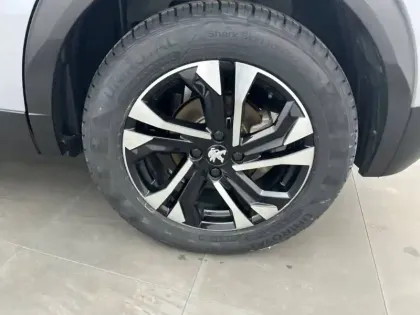 Photo 12 Peugeot 2008  Electrique 136 ch