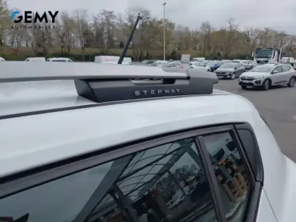 Photo 13 Dacia Sandero Gén. II (B52) Ph2 NG Stepway 5