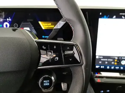 Photo 34 Renault Austral  E-Tech full hybrid 200 GSR2