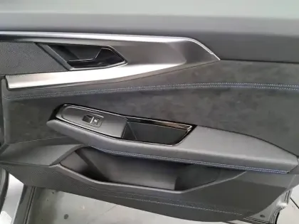 Photo 26 Renault Austral  E-Tech full hybrid 200 GSR2