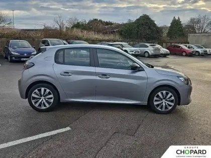 Photo 109 Peugeot 208  PureTech 75 S&S BVM5