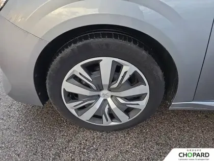 Photo 24 Peugeot 208  PureTech 75 S&S BVM5