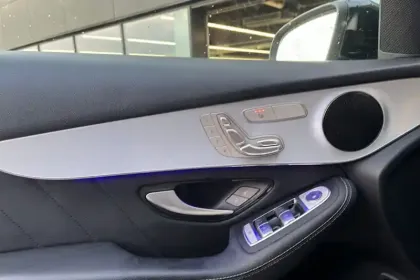 Photo 19 Mercedes Classe GLC GLC 300 de 9G-Tronic 4Matic