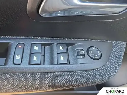 Photo 101 Peugeot 208  Electrique 50 kWh 136ch