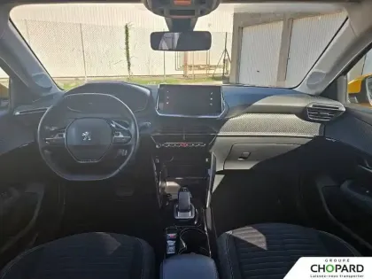 Photo 11 Peugeot 208  Electrique 50 kWh 136ch