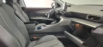 Photo 21 Peugeot 3008 Gén. II Ph2 Allure Pack 5