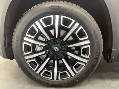 Photo 5 Renault 4 Renault  E-Tech Electrique 150 ch autonomie confort