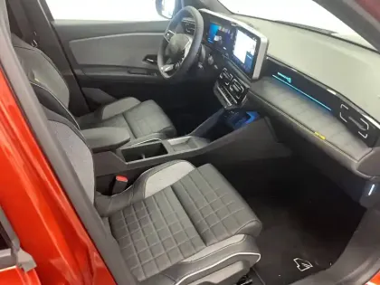 Photo 10 Renault 4 Renault  E-Tech Electrique 150 ch autonomie confort