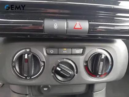 Photo 18 Citroën C3  PureTech 83 S&S BVM5