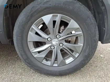 Photo 10 Peugeot 2008 Gén. II Ph1 NG Style 5