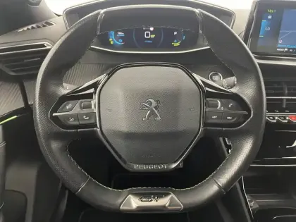 Photo 50 Peugeot 2008  Electrique 136 ch